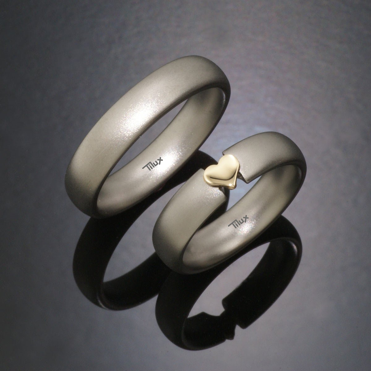 Guld_14_karat_titan_titanium_tilux_forlovelsesringe_vielsesringe_hjerte_tiluxtitan_t2020_t1004.